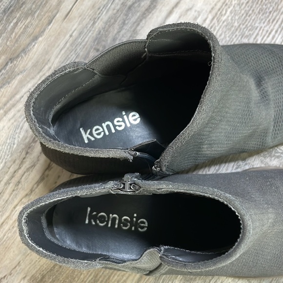 Kensie Gerona Textured Suede Grey Ankle Bootie, size 7.5 - Picture 7 of 9